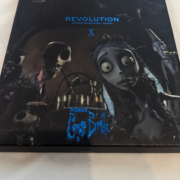 Corpse Bride 24 color eyeshadow palette - Picture 1 of 4